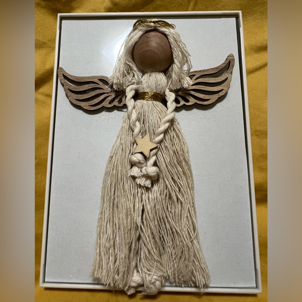 Angel decor